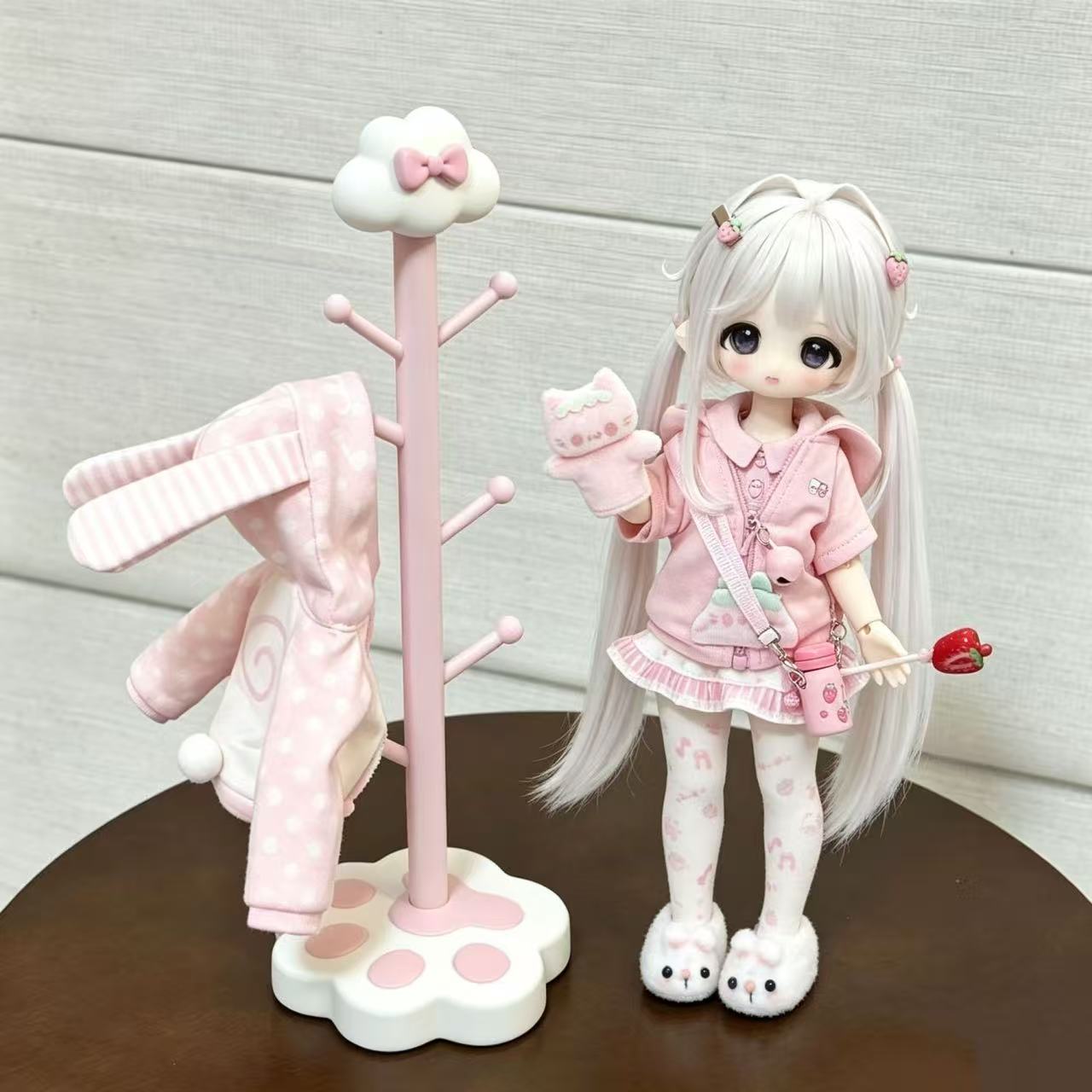 The Korean Lifestyle - Kawaii InsCat Paw Base Yerde Duran